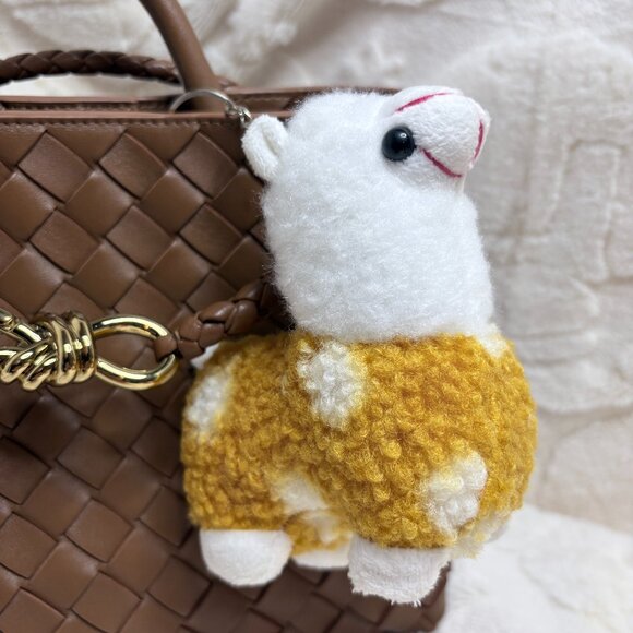 Mini Plush Alpaca Keychain Bag Charm – Soft Cozy Boutique Style Accessory - Picture 2 of 10